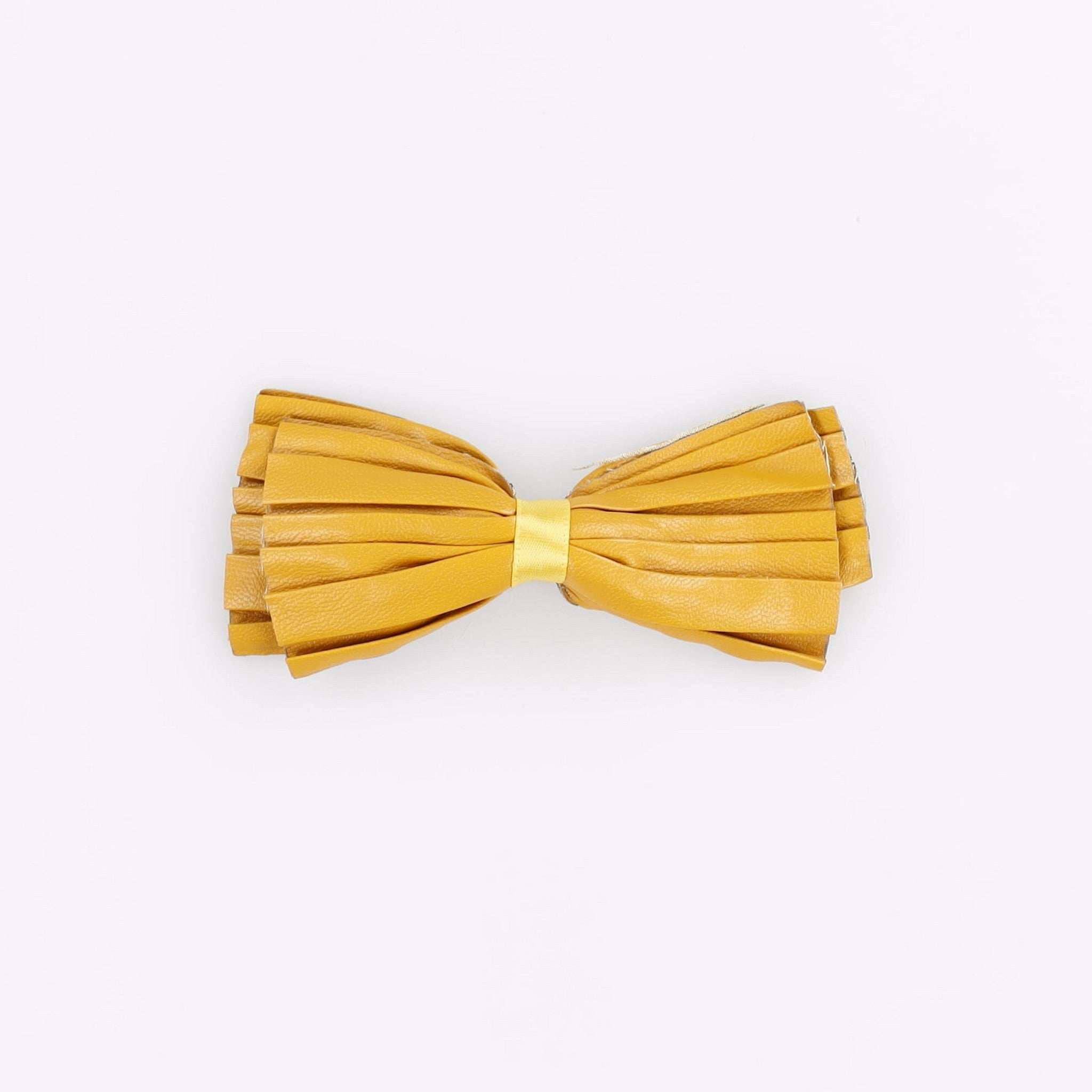 Pleated PU Bow Clip - Image 4