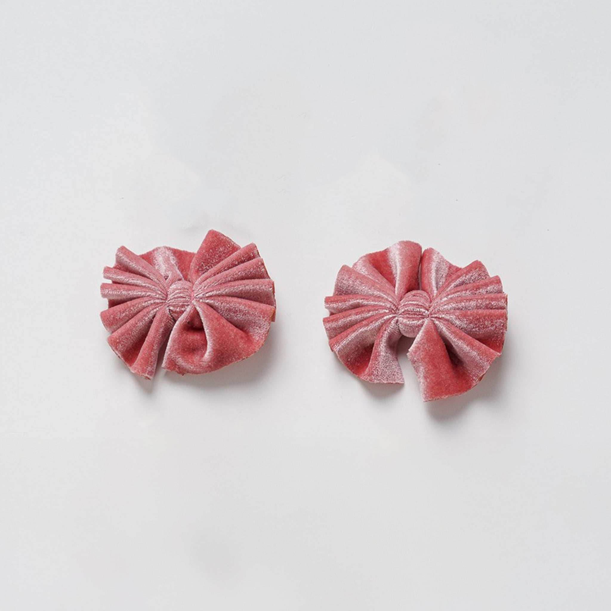 Nana 2 Pk Velvet Pleated Bow Clip - Image 6
